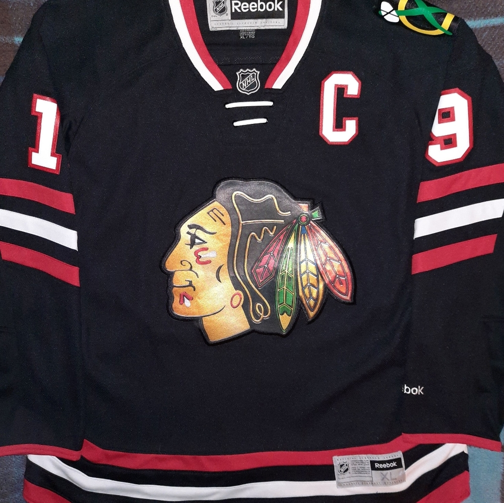 Toews Blackhawks Jersey